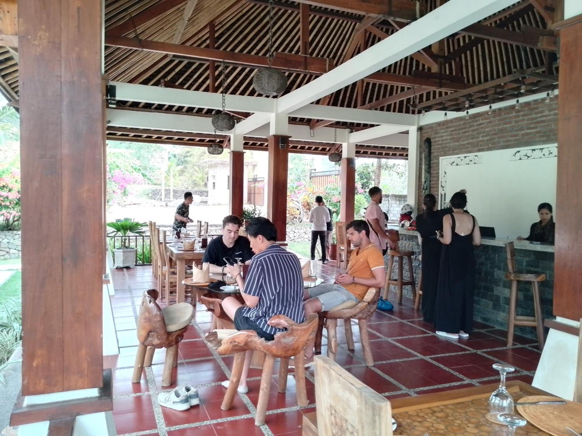 Cersen Resort Lombok Kuta  ภายนอก รูปภาพ